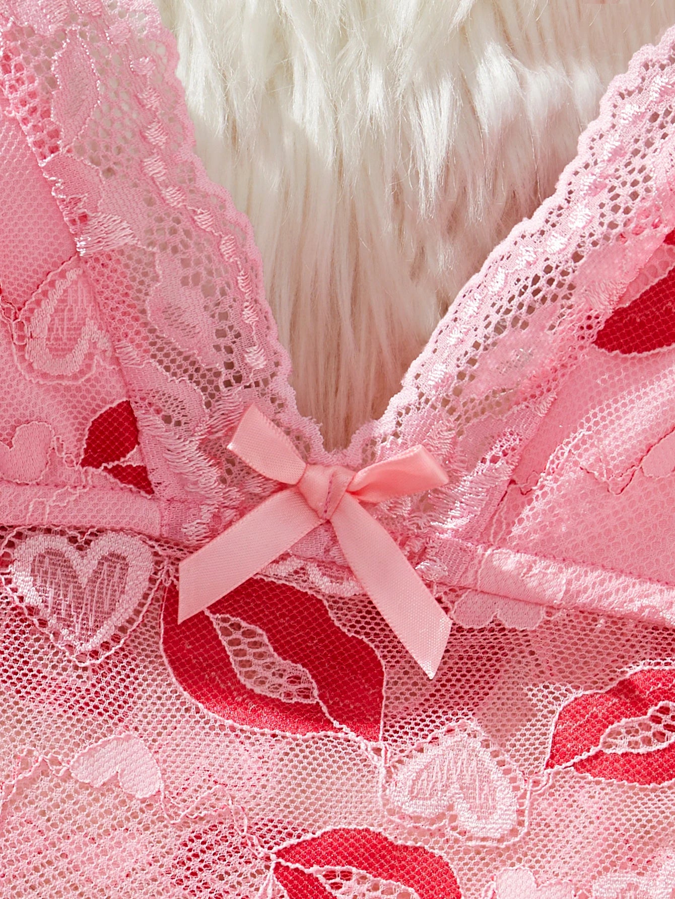 BabyDoll e calcinha Moranguete transparente em renda Rosa