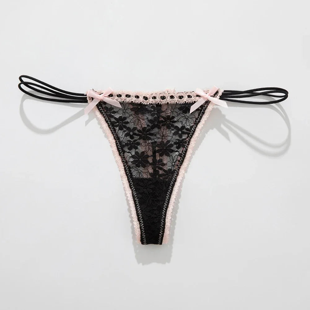 Calcinha String Fio Dental em Renda