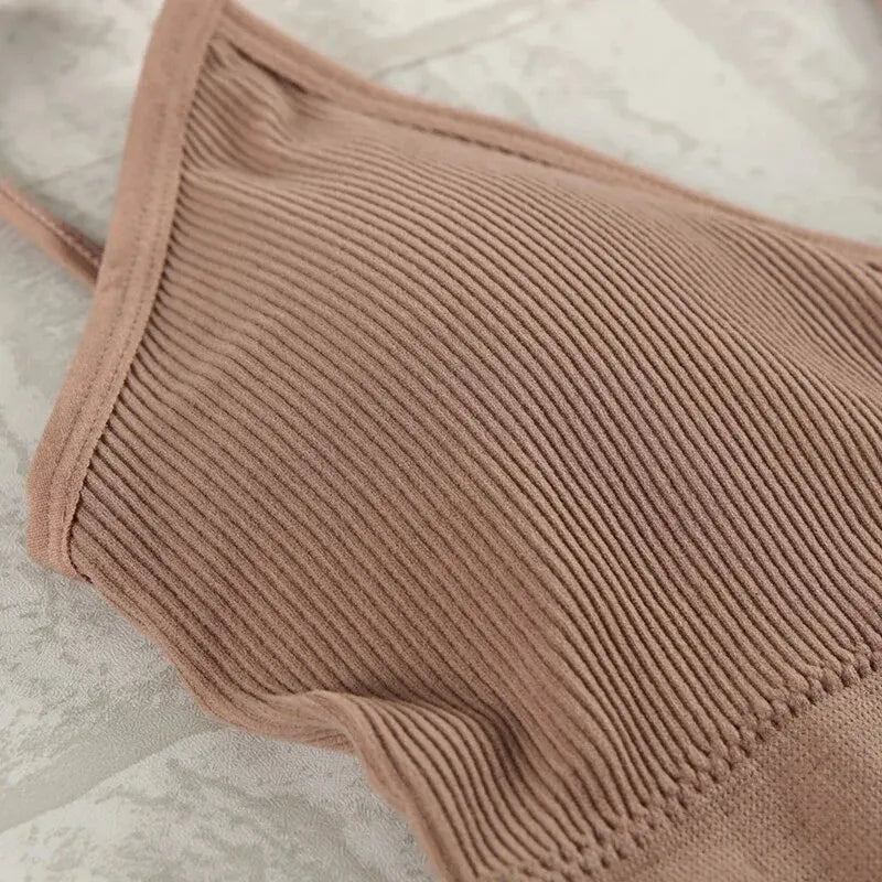 Conjunto Básico Sutiã e Calcinha Canelado.