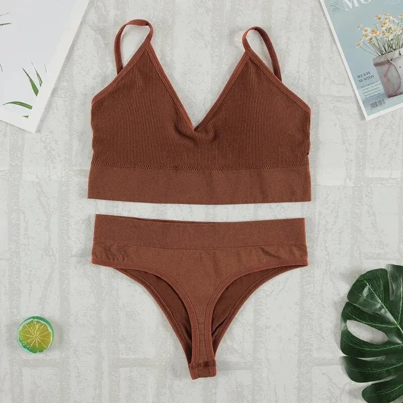 Conjunto Básico Sutiã e Calcinha Canelado.