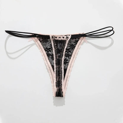 Calcinha String Fio Dental em Renda